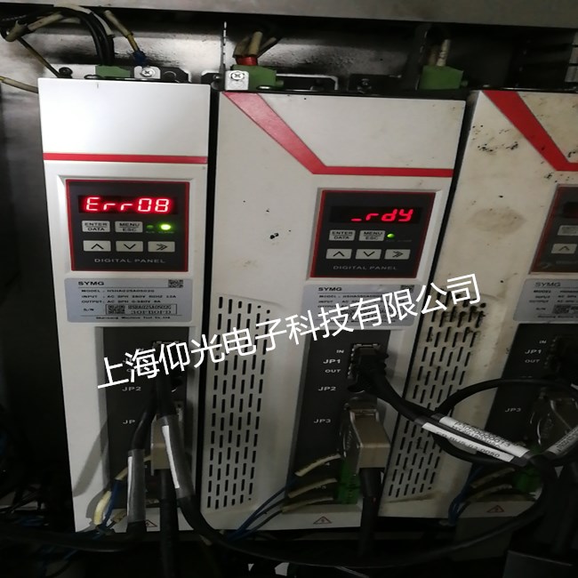 SYMG伺服驅(qū)動維修HSHA025A20S02G上電報(bào)警8故障維修