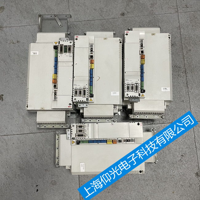ABB伺服MotiFlex e180驅動器開機報警E1012/1013維修